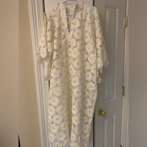 Custom caftan in daisy fabric in style of la vie style house or Anthropologie